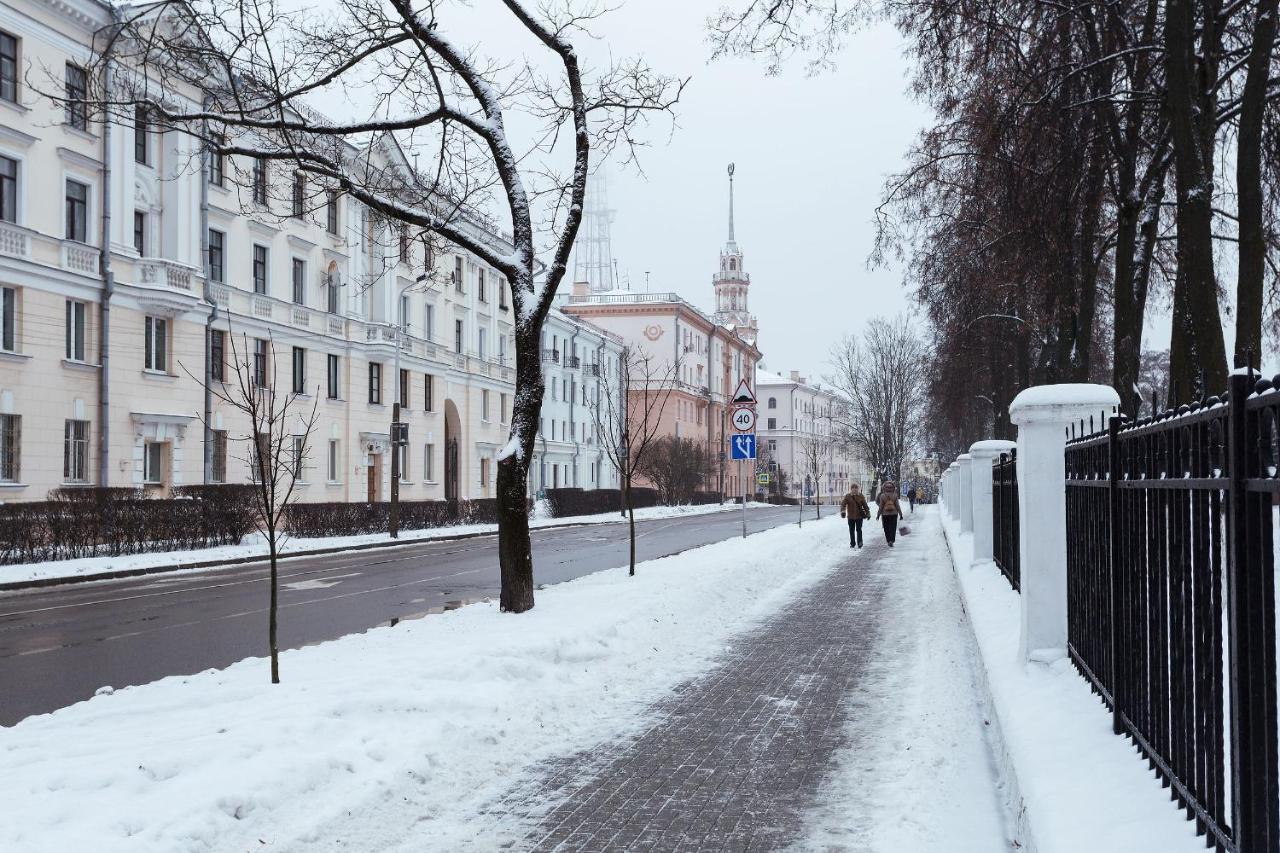 Apartment Near Zybitskaya มินสก์ ภายนอก รูปภาพ